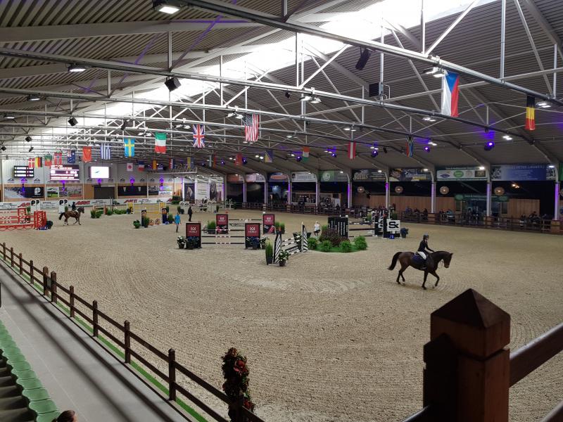 CSI2* YH LIER INDOOR